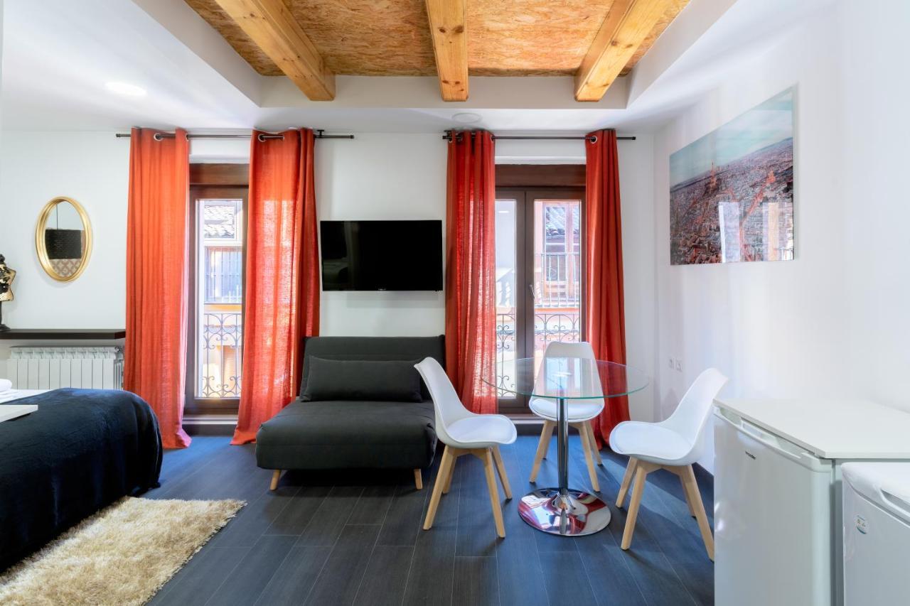 Housingleon - Five Rooms Екстер'єр фото